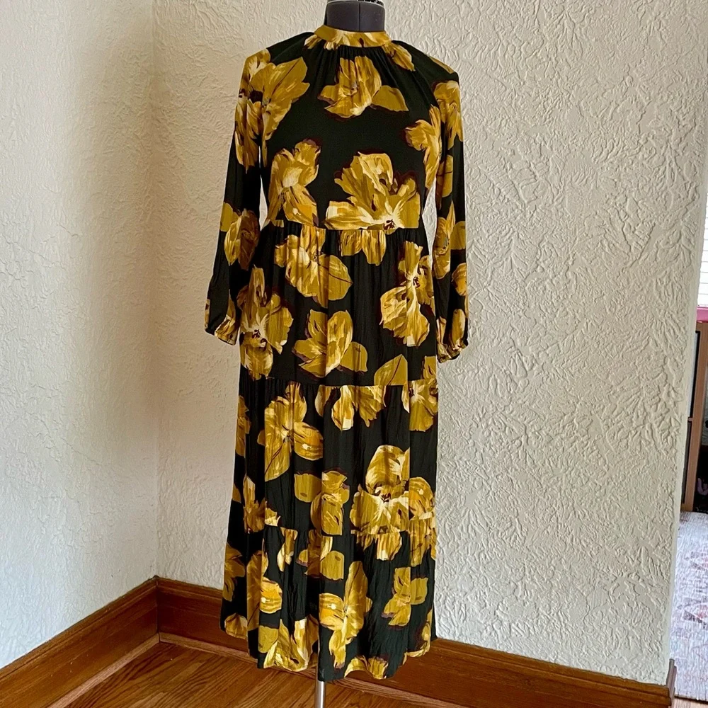 Maxi Dress - Picture 1 of 3